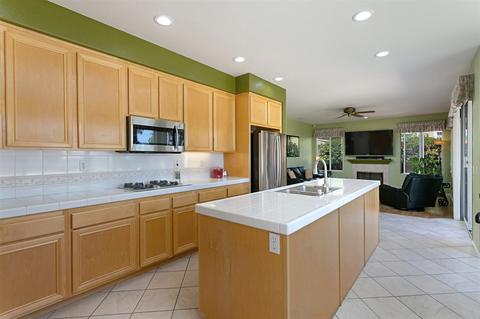1853 Magnolia Ct, Oceanside, CA 92054 photo 7