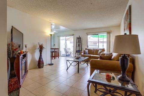 112 Francesca Dr, Oceanside, CA 92057 photo 2