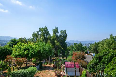 8572 Almond Cir, Lakeside, CA 92040 photo 22