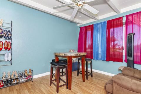 915 Lemon Ave, Vista, CA 92084 photo 8