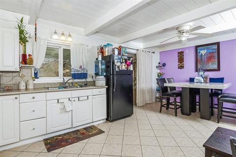 915 Lemon Ave, Vista, CA 92084 photo 7