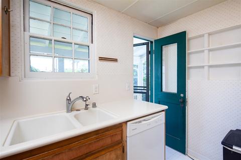 832 B Ave, Coronado, CA 92118 photo 18