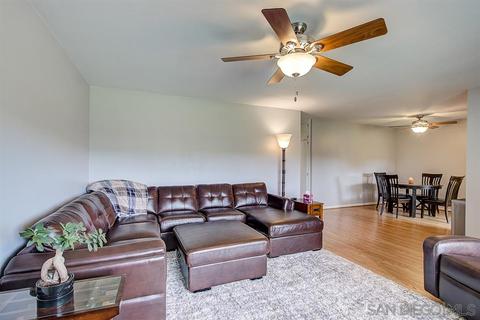 3660 Bartlett Ave, Oceanside, CA 92057 photo 2