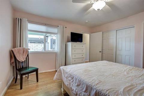 3660 Bartlett Ave, Oceanside, CA 92057 photo 18