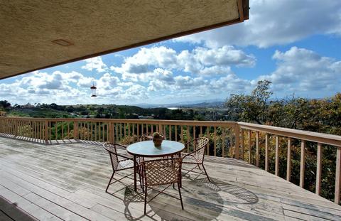 1701 Ojeda Rd, Vista, CA 92084 photo 1