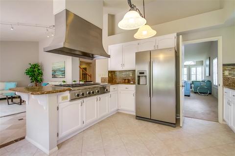 2579 Coronado Pl, Vista, CA 92081 photo 11