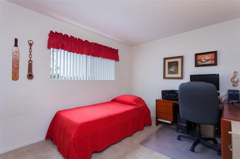 2725 Thunder Dr, Oceanside, CA 92056 photo 21