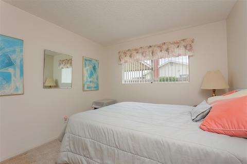 2725 Thunder Dr, Oceanside, CA 92056 photo 25