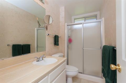 2725 Thunder Dr, Oceanside, CA 92056 photo 20