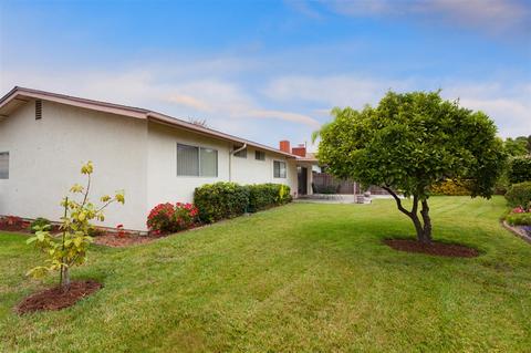 2725 Thunder Dr, Oceanside, CA 92056 photo 5