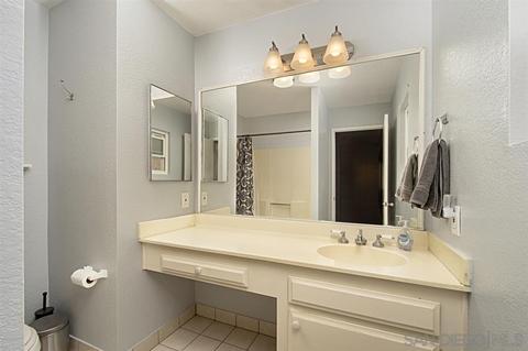 8344 Jackson Heights Ct, El Cajon, CA 92021 photo 21