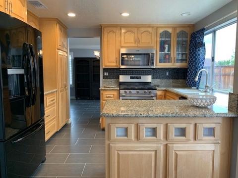 1115 Voltaire Dr, Riverside, CA 92506 photo 8