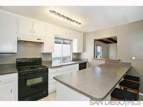 12956 Standish Dr, Poway, CA 92064 photo 3