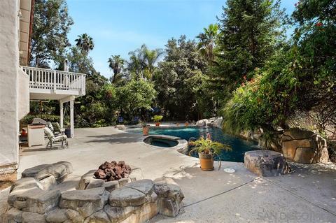 115 Alta Mesa Dr, Vista, CA 92084 photo 23