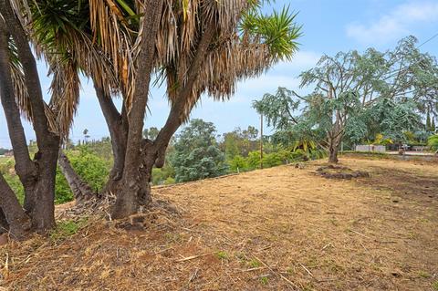 1933 E Msn, Fallbrook, CA 92028 photo 19