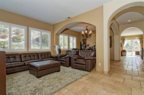 657 Sandra Ln, El Cajon, CA 92019 photo 4