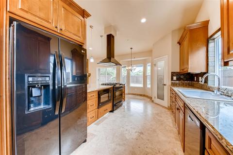 914 Olive Ave, Fallbrook, CA 92028 photo 8