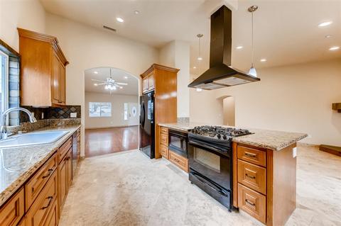914 Olive Ave, Fallbrook, CA 92028 photo 7