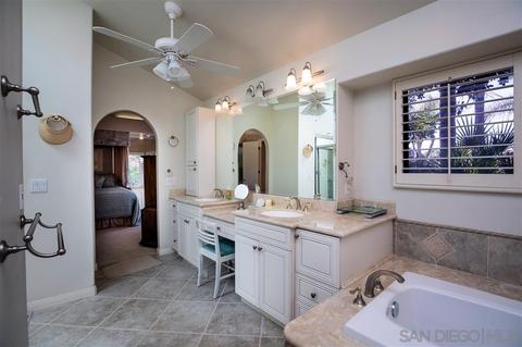 13711 Vista Poniente, Poway, CA 92064 photo 14