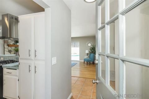 581 Fifield St, Chula Vista, CA 91910 photo 3