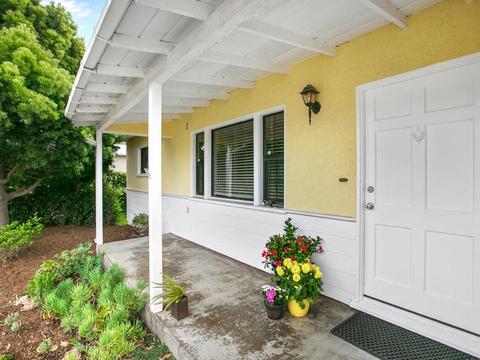 1717 Kurtz St, Oceanside, CA 92054 photo 3