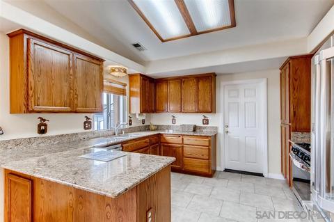 24209 Del Amo Rd, Ramona, CA 92065 photo 7