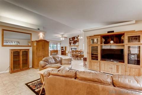 24209 Del Amo Rd, Ramona, CA 92065 photo 2