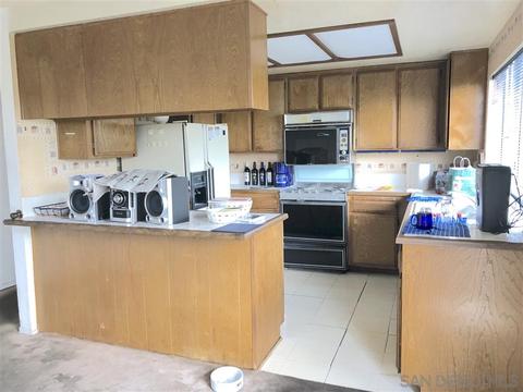 634 Schafer Pl, Escondido, CA 92025 photo 8