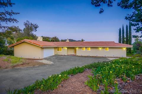 1279 Via Sendero, Escondido, CA 92029 photo 2