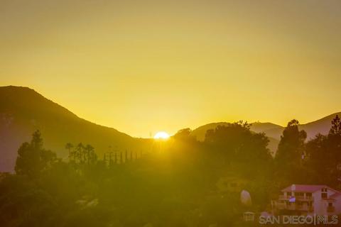 1279 Via Sendero, Escondido, CA 92029 photo 3