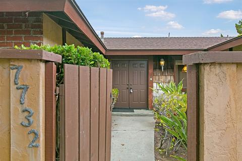 7732 Anillo Way, Carlsbad, CA 92009 photo 3
