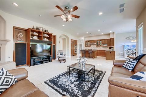 975 Thomas Pl, Vista, CA 92084 photo 10