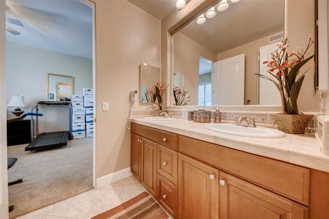 975 Thomas Pl, Vista, CA 92084 photo 22
