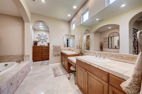 975 Thomas Pl, Vista, CA 92084 photo 16