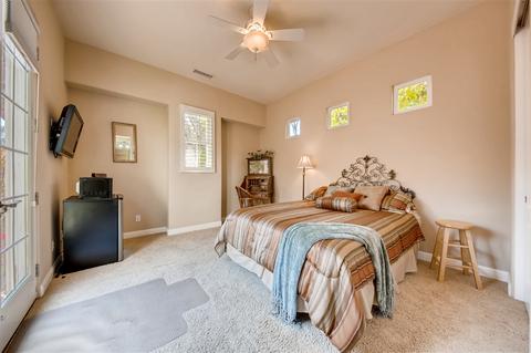975 Thomas Pl, Vista, CA 92084 photo 20