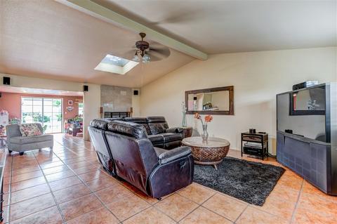 4 J St, Chula Vista, CA 91910 photo 4