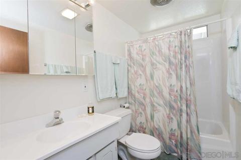 8921 Echo Dr, La Mesa, CA 91941 photo 12
