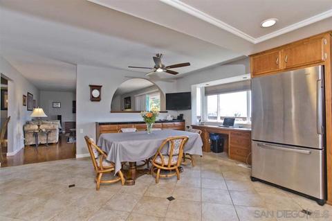 8921 Echo Dr, La Mesa, CA 91941 photo 4