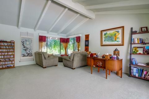 28580 Mountain Meadow Rd, Escondido, CA 92026 photo 5
