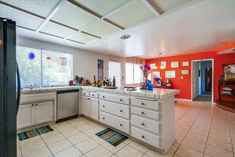 28580 Mountain Meadow Rd, Escondido, CA 92026 photo 9