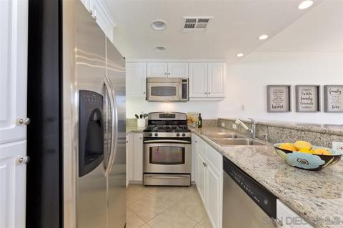 555 Eaton St #E, Oceanside, CA 92054 photo 4