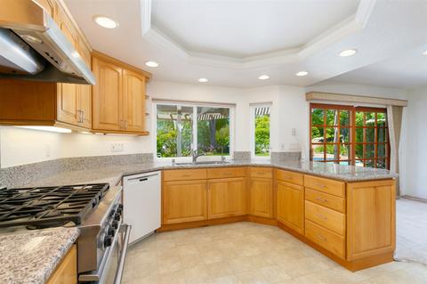 17109 Grape Arbor Ct, Poway, CA 92064 photo 9