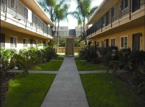 12805 Mapleview St #16, Lakeside, CA 92040 photo 2