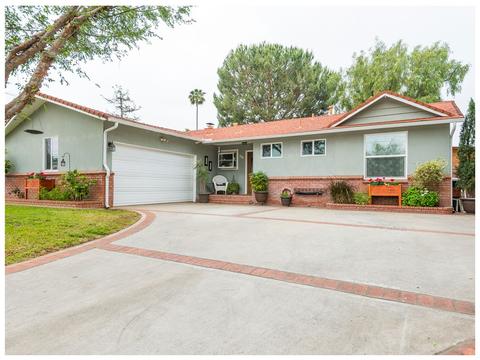 809 Camellia St, Escondido, CA 92027 photo 1