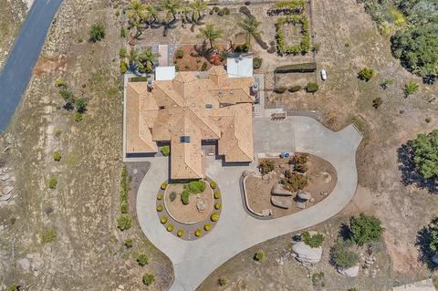 16867 Quail Xing, Ramona, CA 92065 photo 2