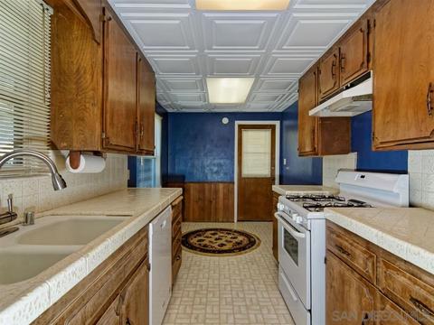 4521 Maple Ave, La Mesa, CA 91941 photo 6