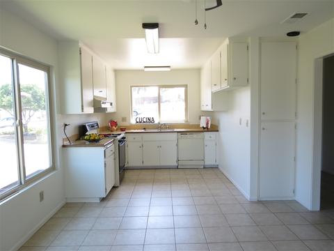 1009 Torole Cir, Vista, CA 92084 photo 3