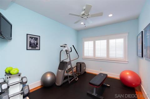 910-12 F Ave, Coronado, CA 92118 photo 12