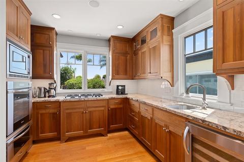 910-12 F Ave, Coronado, CA 92118 photo 6