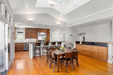 910-12 F Ave, Coronado, CA 92118 photo 2